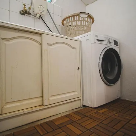 別荘 House Tsimerman 4 Bedroom Private House Free Parking Private Garden ヴァルナ