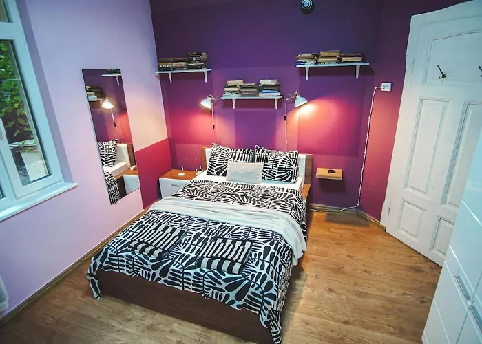 House Tsimerman 4 Bedroom Private House Free Parking Private Garden Varna