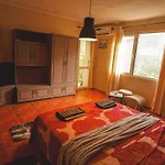 Сasa de vacaciones House Tsimerman 4 Bedroom Private House Free Parking Private Garden *
