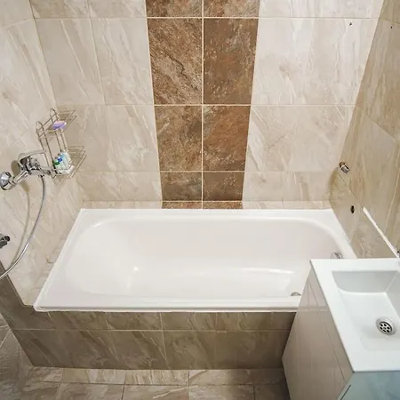 بيت للعطل House Tsimerman 4 Bedroom Private House Free Parking Private Garden *