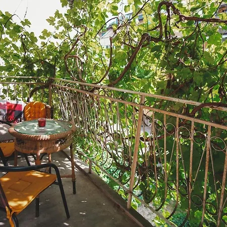 House Tsimerman 4 Bedroom Private House Free Parking Private Garden فارنا